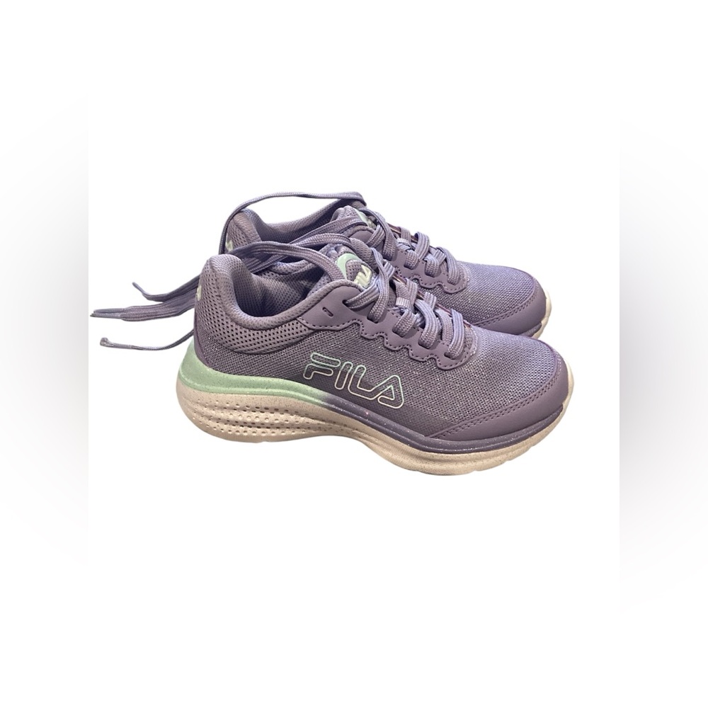 NWOT Fila Girls Lavender and Mint Sneakers Size 12 (toddlers)